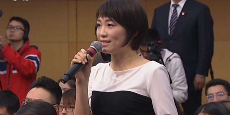 【时讯】解放军仪仗队员遭俄国美女索吻 机智应对获赞(图)